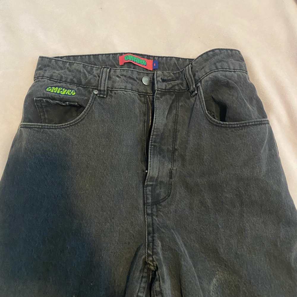 Black emprye jeans